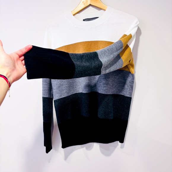 FRENCH CONNECTION White grey beige colorblock knit sweater | Cozy casual | Small - Picture 8 of 10
